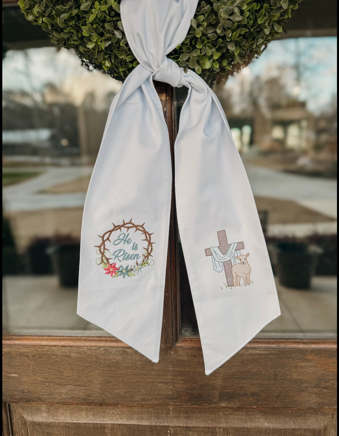 He is Risen Wreath Sash